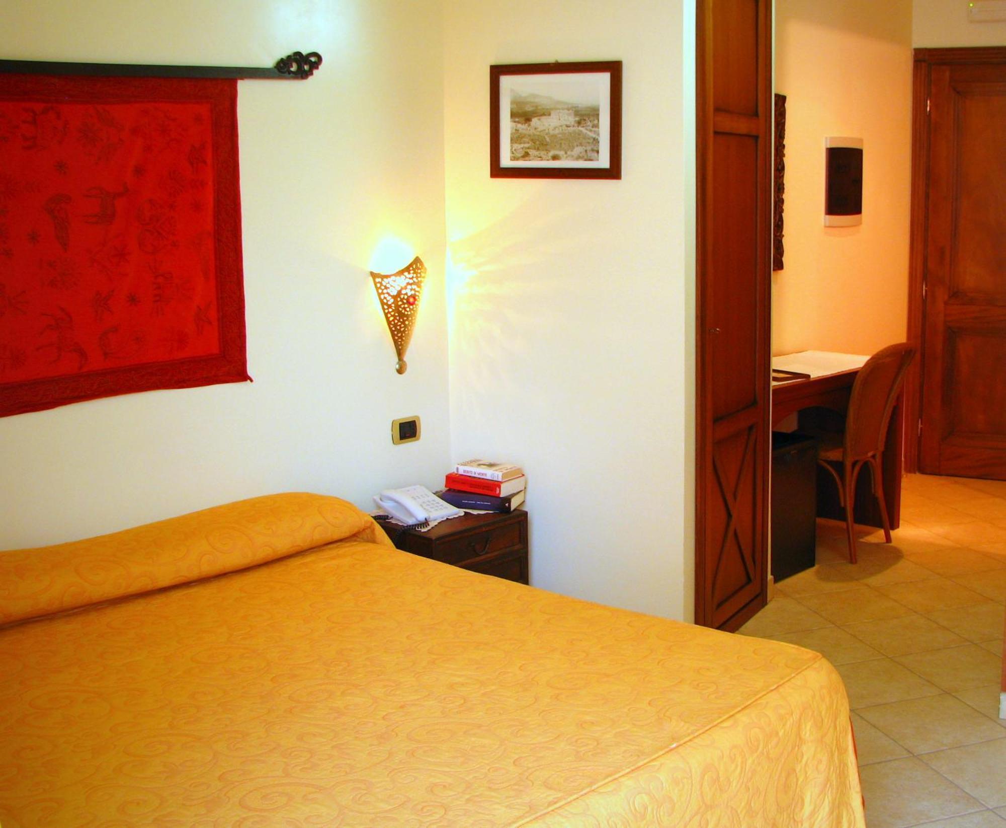 Hotel Il Faro Della Guitgia Tommasino 람페두사 외부 사진