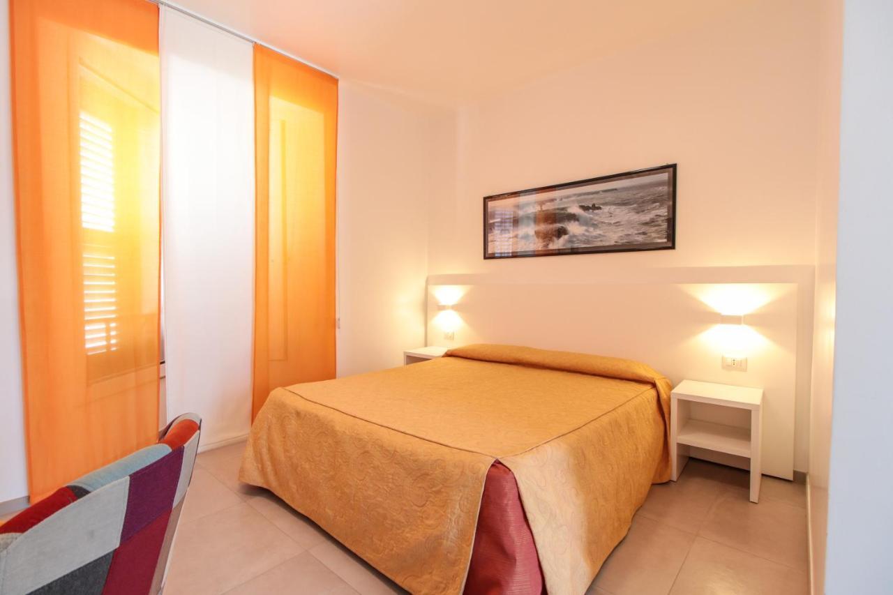 Hotel Il Faro Della Guitgia Tommasino 람페두사 외부 사진